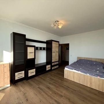 Оренда світлої 1-кім. квартири 43 кв., вул, Зелена, ЖК Старий Сихів