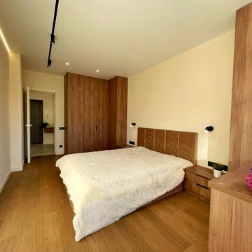 Малоголосківська вул., 44