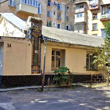 Продам 3 комнатную квартиру в центре Соборная площадь Дерибасовская