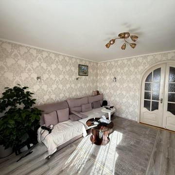 Миколи Амосова вул., 9