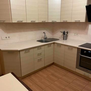 Єлизавети Чавдар вул., 38