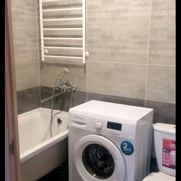 Здам в оренду без комісії  2х кв на 4 пов центр пр-Свободи Студію ЕАО.