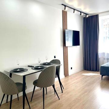 Соборності просп. (Воззєднання), 10/1