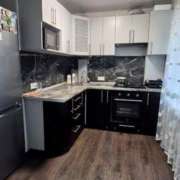 ПРОДАМ 3-кімнатну квартиру в м. Самар, район Податкової.
Квартира роз