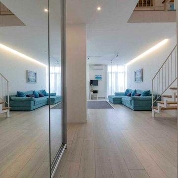 ІДЕАЛЬНА для Сімї Видова ДВОХРІВНЕВА 4к квартира по вул Регенераторна ЖК Комфорт Таун