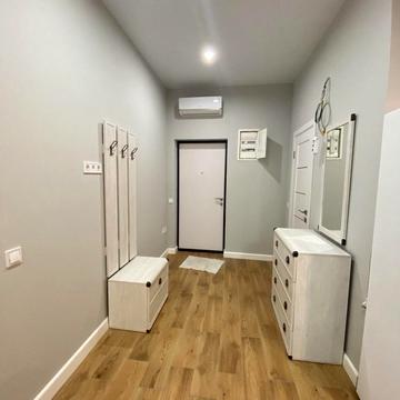 Маячний пров., 7