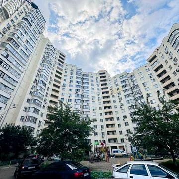 4-кімнатна квартира 161,8 м² на Оболоні, Мінська площа | Без комісії