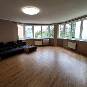 Продаж 4-к квартири. Раїси Окіпної, 8. 3 пов. Русанівка. Лівобережна ЖК Придніпровський