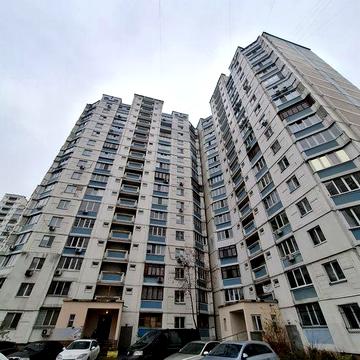 Терміново  продамо простору 1 кімнатну після капітального ремонту