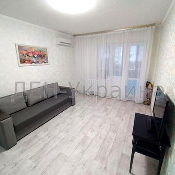 1-к кв-ра з ремонтом (не гостинка!) в центрі Троєщини, В.Беретті 5.