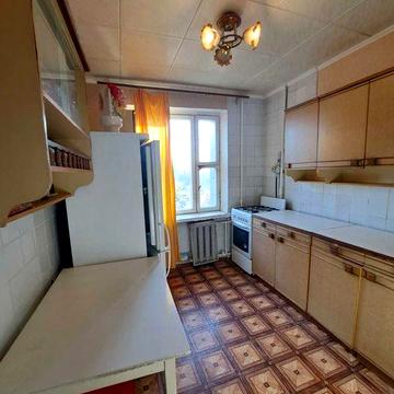 Продам 2-к кв на Симиренка 13 Швидкісний трамвай!