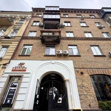 Продаж 3кім.кв. вул. Шота Руставелі, 10 Центр.Без комісії