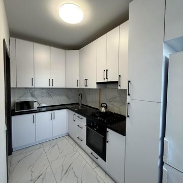 Залізнична вул., 7с