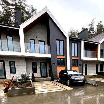 Екс. 3к .двухрівневий таунхаус 117м2. клубного типу..