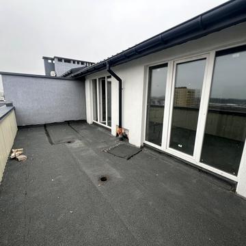 Героїв Чорнобиля вул., 10