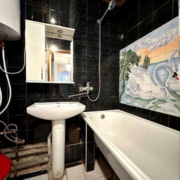 Продам 3 к кв лівий берег Березінка караван