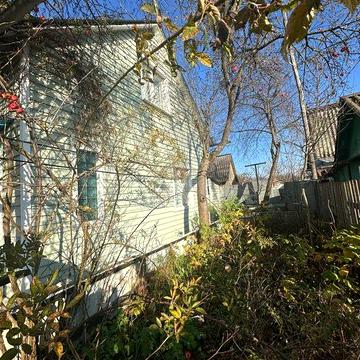 Продам дачу у м.Шептицький