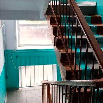 Продам 2к квартиру в м. Бар по вул. Героїв Майдану (р-н винного бару)