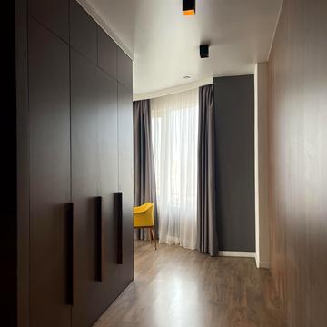 Генуезька вул., 5