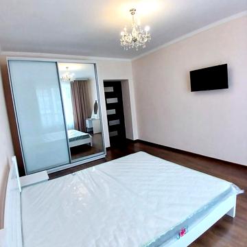 Юліана Целевича вул., 34