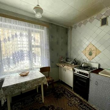 Автозаводська вул., 42