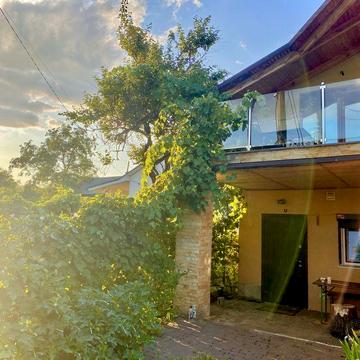 Без ріелтора Затишн будиночок з Каміном, Wi-Fi. Київ. Озеро,тераса