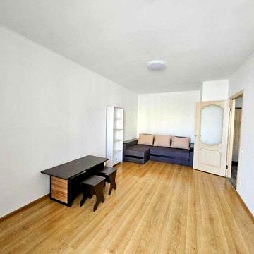 Оренда 1 кімнатна квартира Озерна Н