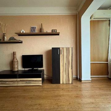 Без % здам 2-кімн. квартиру на Татарці. Мономаха Володимира 35/37.