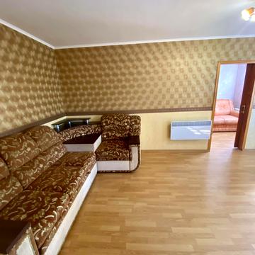 Петра Калнишевського просп. (Косіора), 52