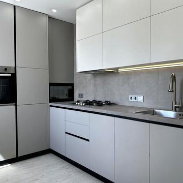 Європейська вул. (Фрунзе), 183