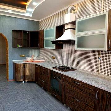 СДАМ  3-ком.   пер. Шампанский/ парк  им. Победы  с газовым котлом!