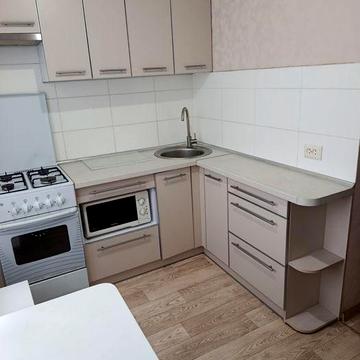 Сдам 1-к.кв.с ремонтом.Индустриальный район.возле церкви ХТЗ