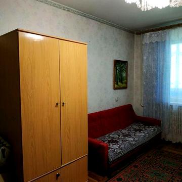 От собственника ,сдам 2х комнатную квартиру метро Холодная гора.