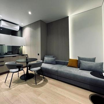 Яружна вул., 15