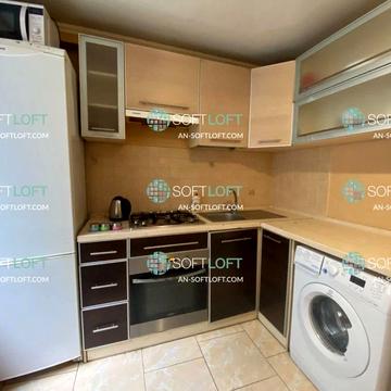 23 Серпня вул., 31а