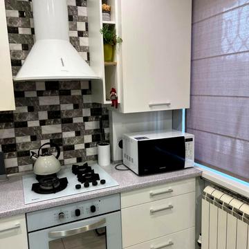 Князя Ярослава Мудрого вул. (Ленінградська), 32