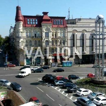 Велика Васильківська вул. (Червоноармійська), 24