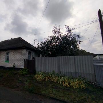 Продам 1/2 частину будинку