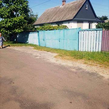 Продам будинок у Рафалівці
Ціна 28 тис.дол.