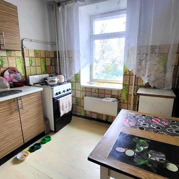 сдам 2 комнатную квартиру в районе Бобровица