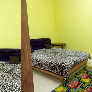 Здається частина будинку центрі