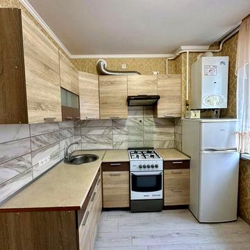 Оренда Однокімнатна район екватор