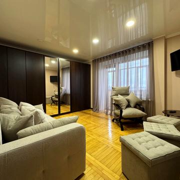 Радистів вул., 2