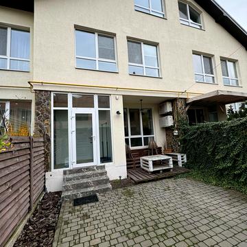 Мальовничий пров., 3-А