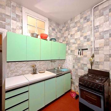 вул Новодарницька 15, Оренда 2к квартири. Невисокий поверх! Є Газ!