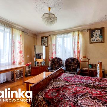 Зелена вул., 12