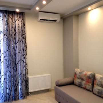 Французький бульв., 13а