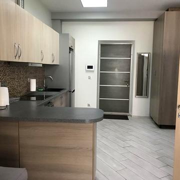 Французький бульв., 13а