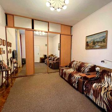 Продаж квартири в Центрі