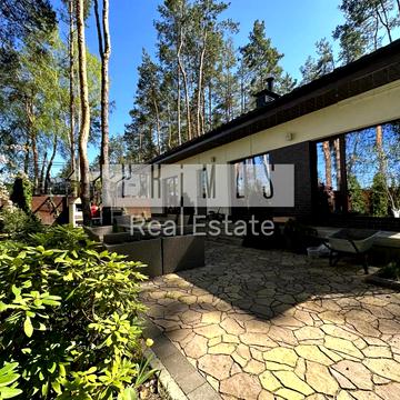 Отамана Орлика вул.